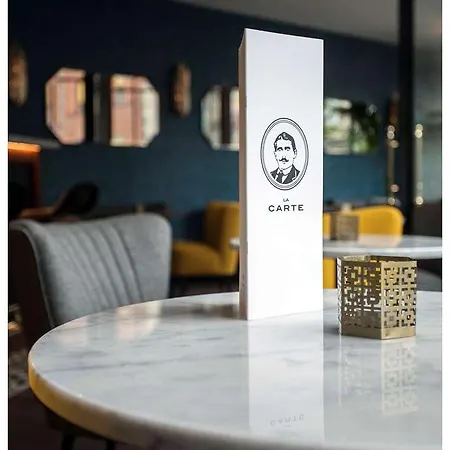 Hotel André Latin Parigi