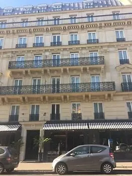 André Latin 3*